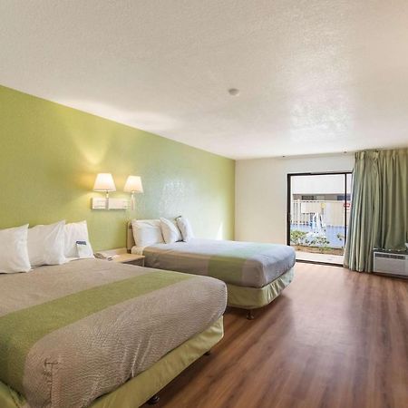 Motel 6 Hemet Kültér fotó