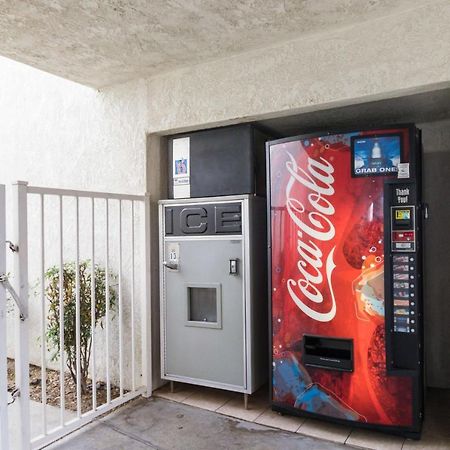 Motel 6 Hemet Kültér fotó