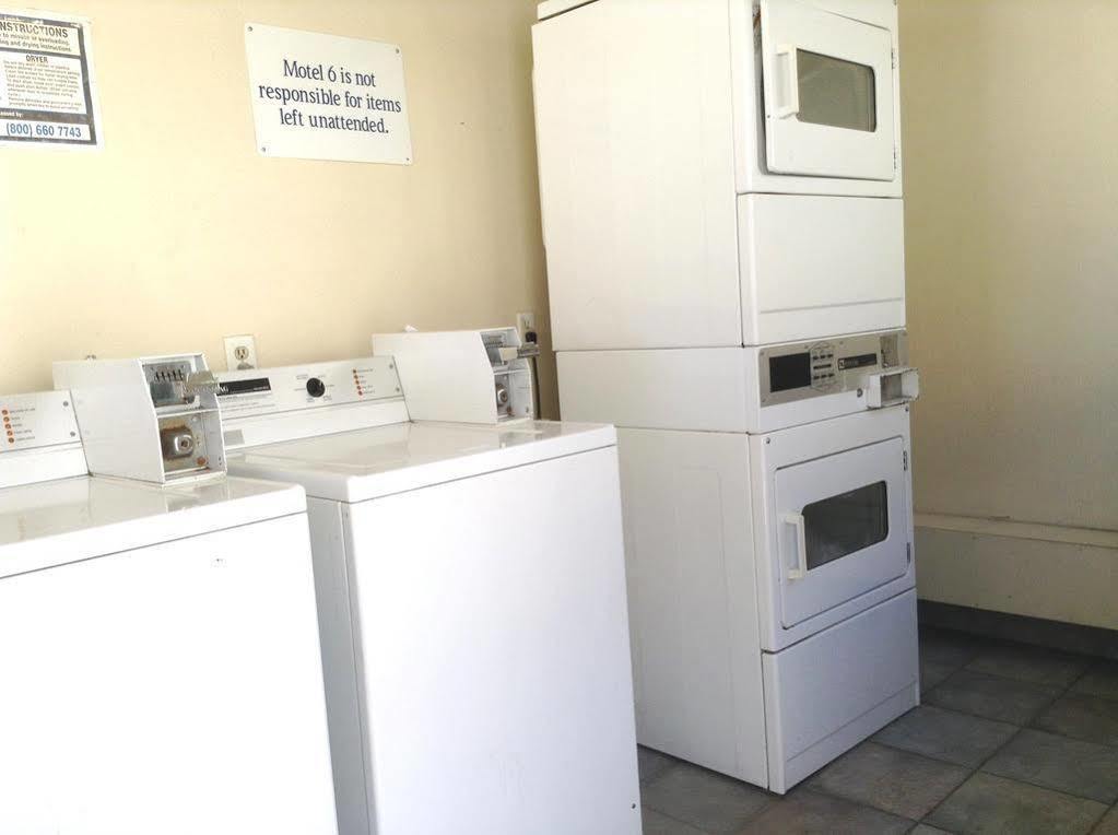 Motel 6 Hemet Kültér fotó