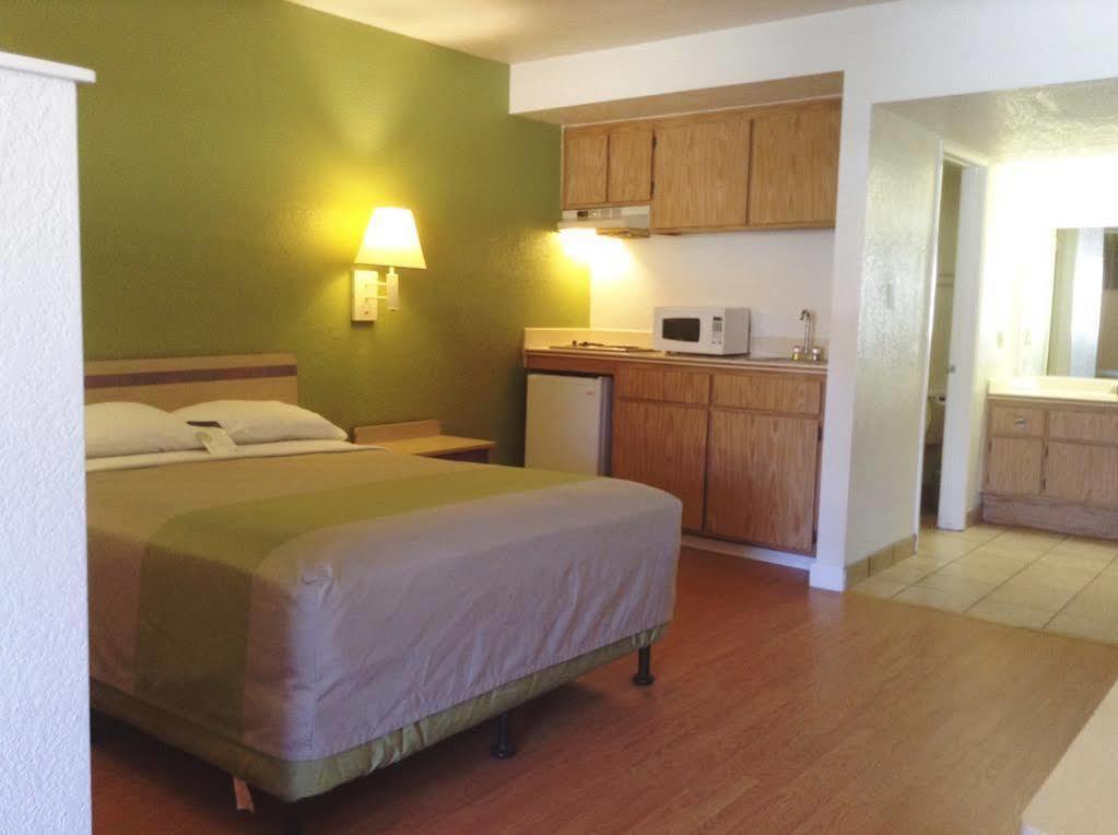 Motel 6 Hemet Kültér fotó