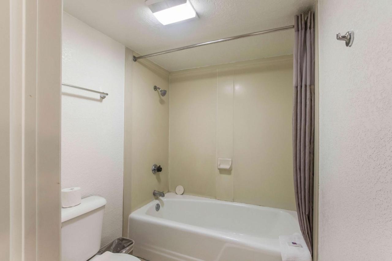 Motel 6 Hemet Kültér fotó