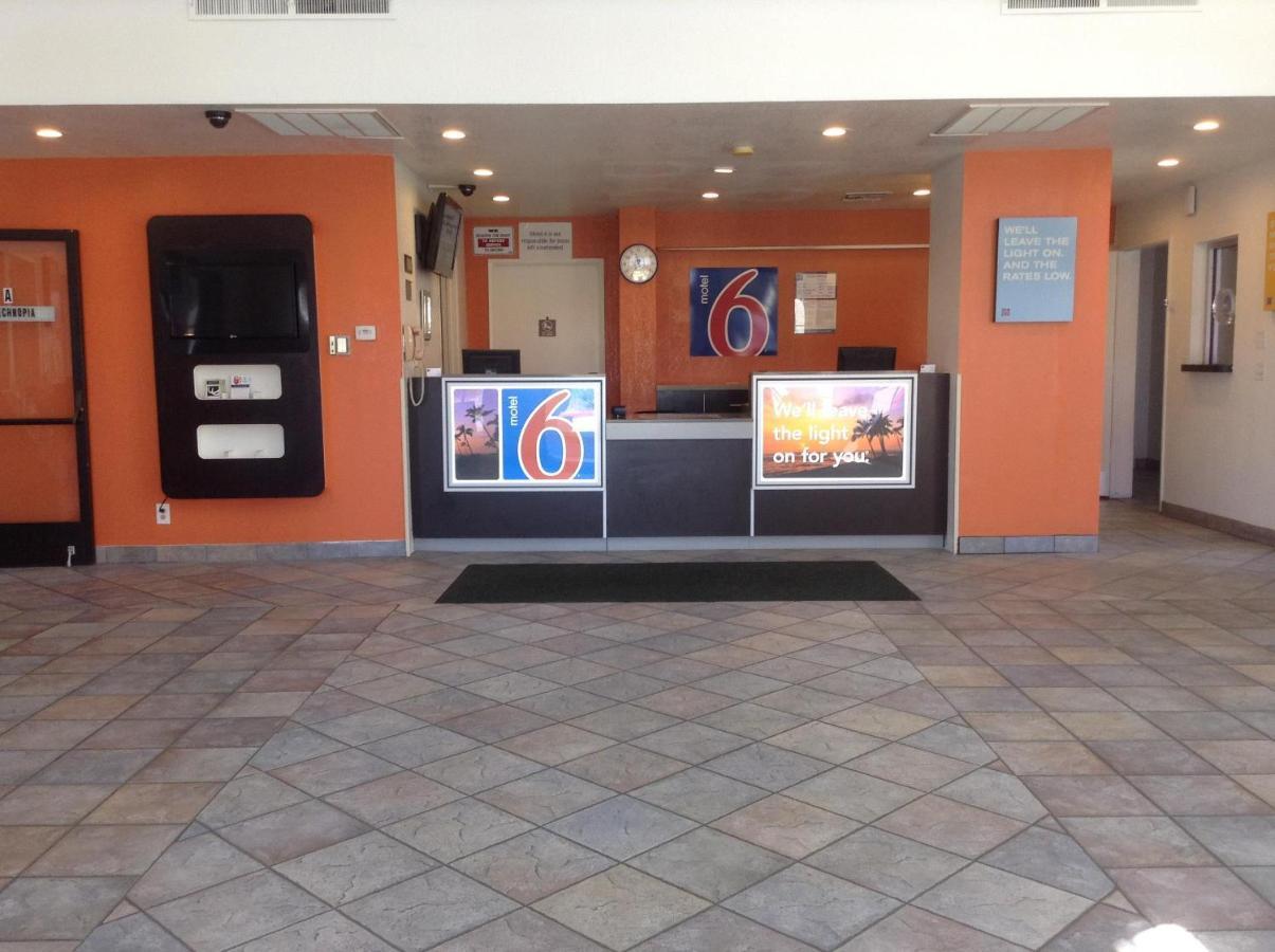 Motel 6 Hemet Kültér fotó